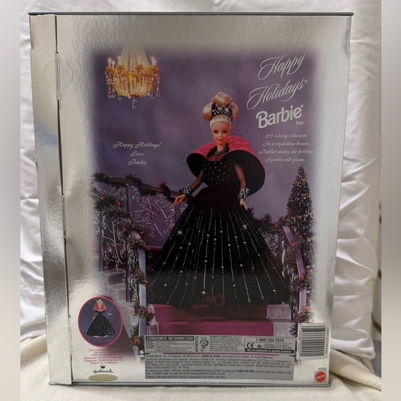 Barbie | Happy Holidays Barbie | Year 1998 - Picture 2 of 3